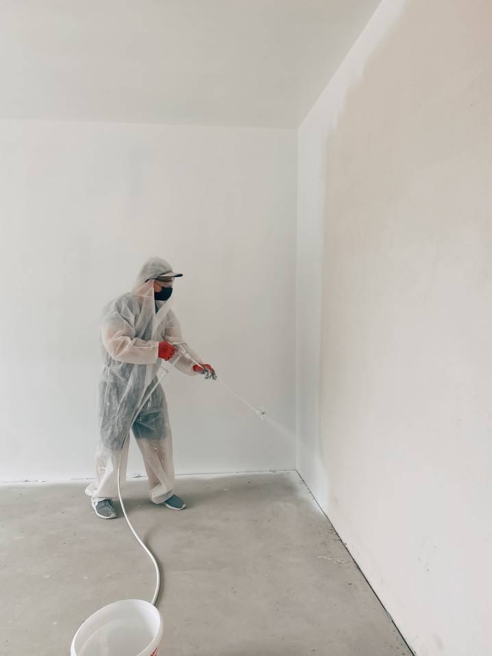 construction home improvement paint spray paint painting man walls painter renovation interior work t20 kzLvyp 1 - Decon Solutions Australia Services